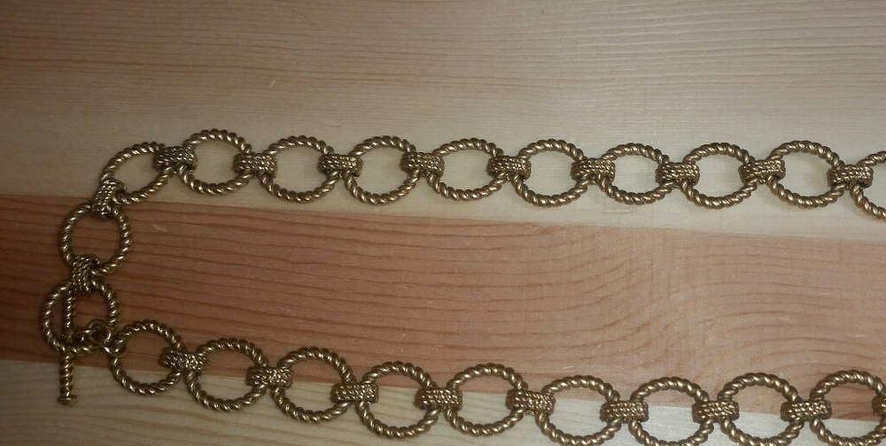 Ralph Lauren Textured Gold Plated Rolo Chain - Picture 7 of 8